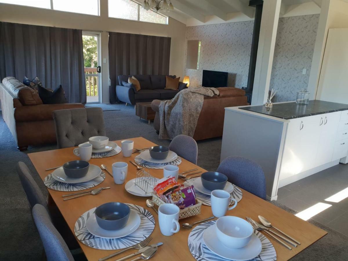 B, D & D Bed And Breakfast 陶波 外观 照片